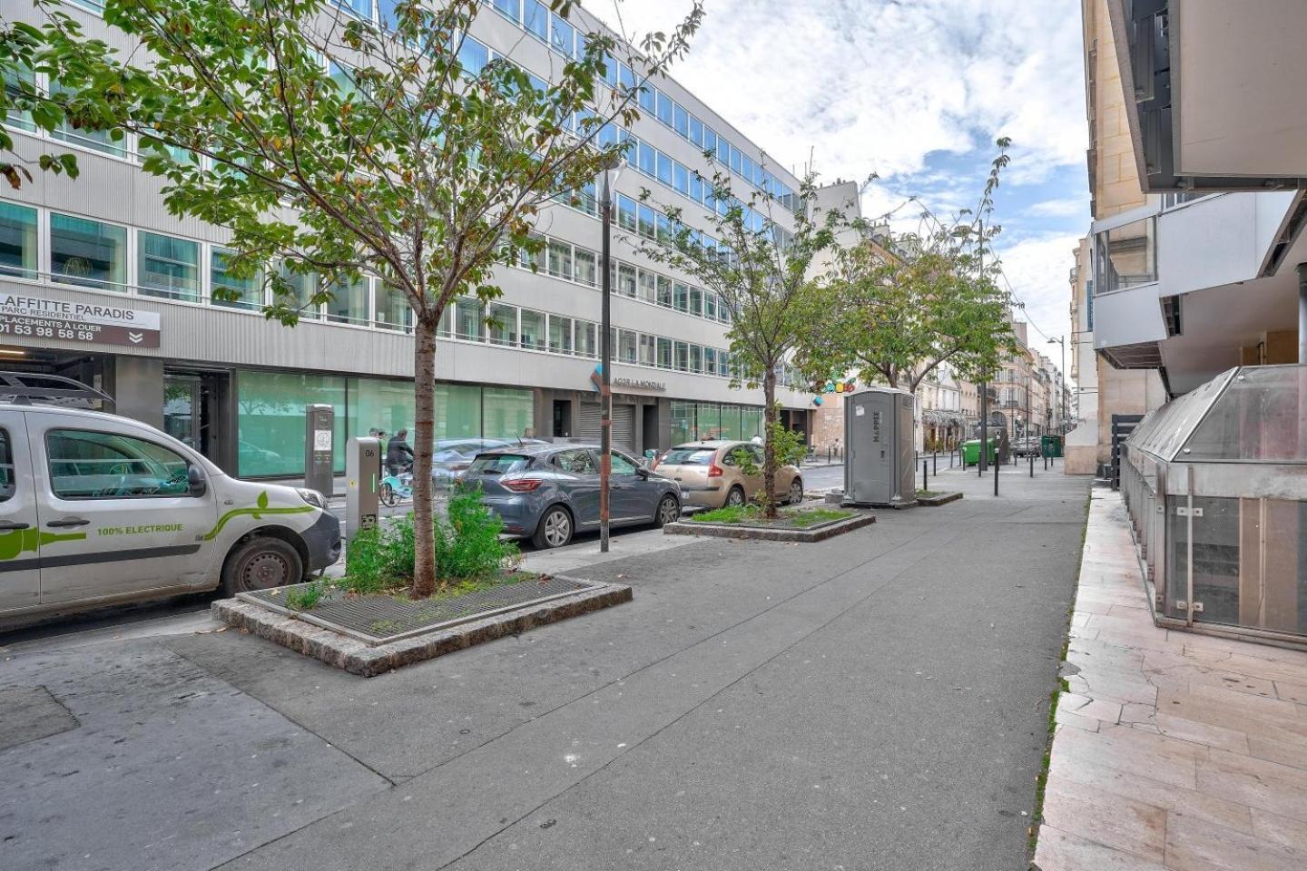 Lumineux Balcon Appartement