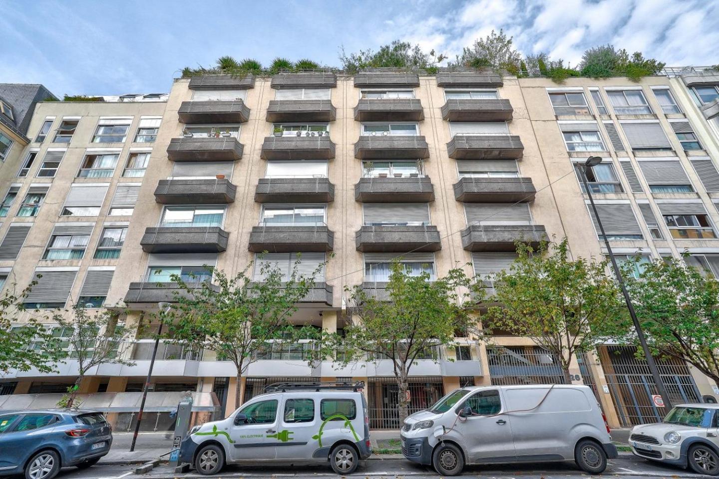Lumineux Balcon Appartement *